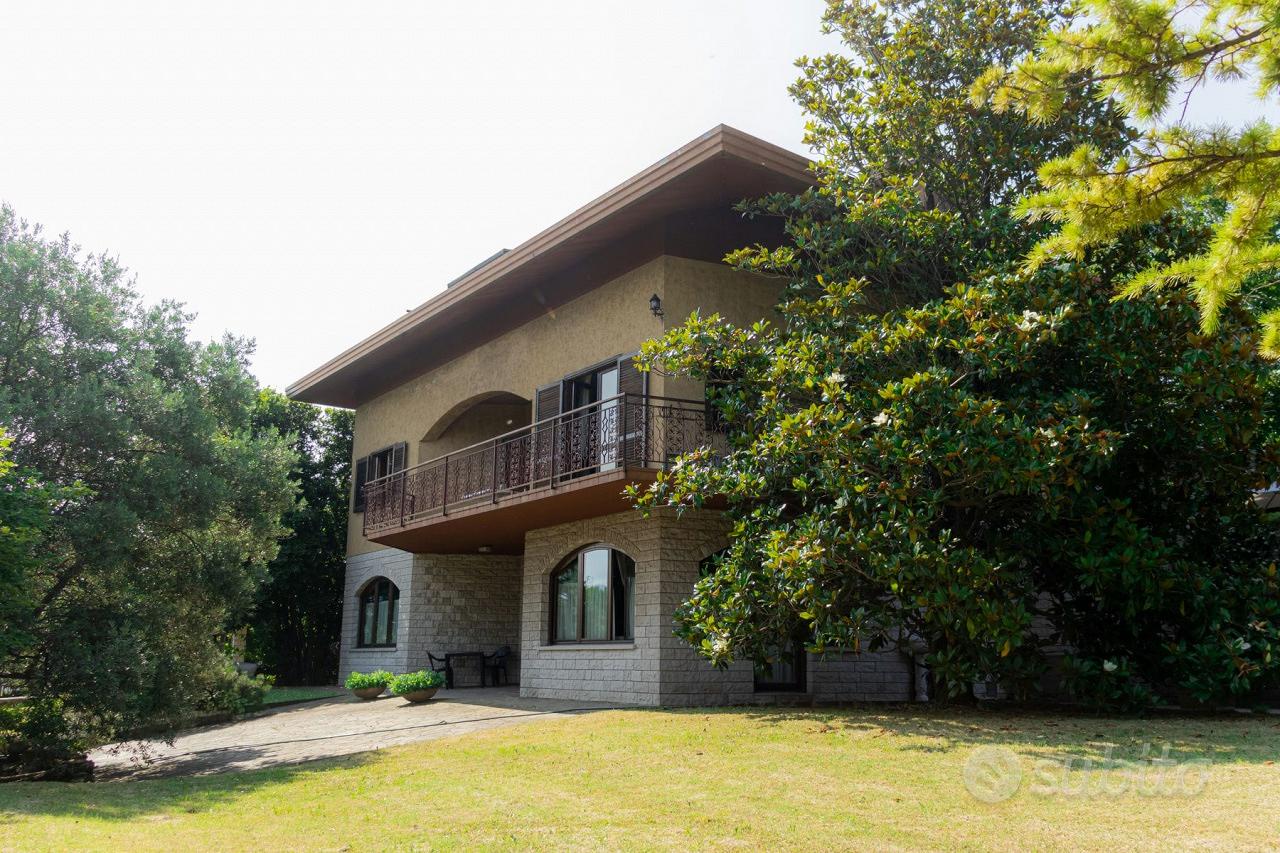 Subito B.G. REAL ESTATE SRL Rif.502 villa muggia Ville singole e