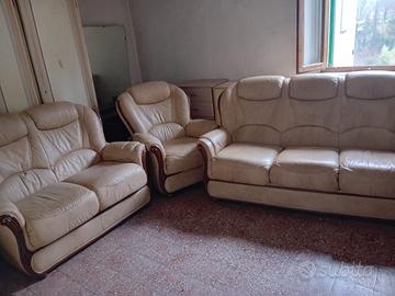 Divano in pelle calda