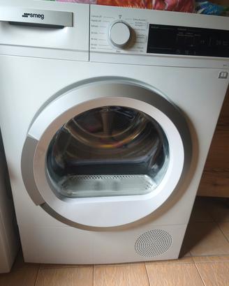 asciugatrice SMEG 8 kg Pompa di Calore classe A+++