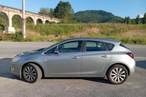 OPEL Astra 4ª serie - 2012