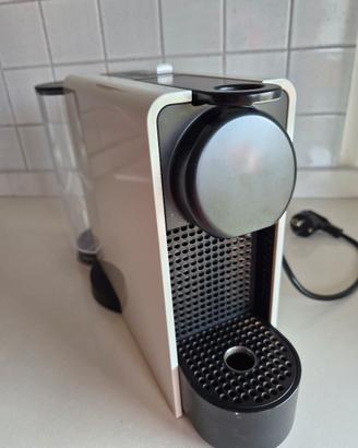 Macchina Nespresso da revisionare