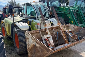 TELESCOPICO AGRICOLO Claas TARGO K70