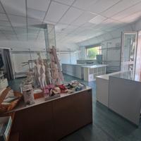 BOTTEGA Pronta all'uso PEDARA VIA PATTI