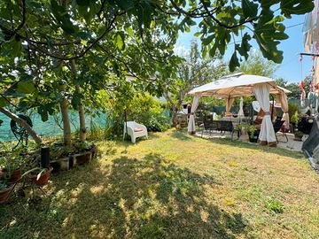 Appartamento Ristr. di 110 mq con Giardino. U/1066