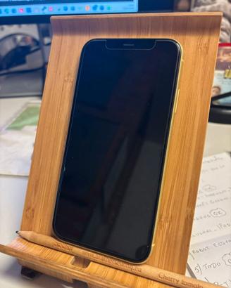 Iphone 11 - 64GB Giallo - Buone Condizioni