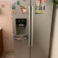 Cappa ad angolo e frogorifero