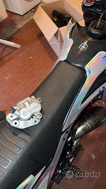 Pinza brembo anteriore ktm/husqvarna ecc