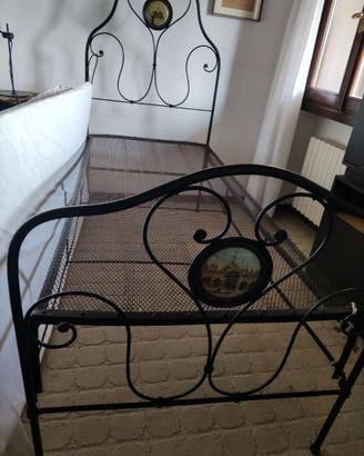 Letto antico in ferro battuto fine '800 primi '900