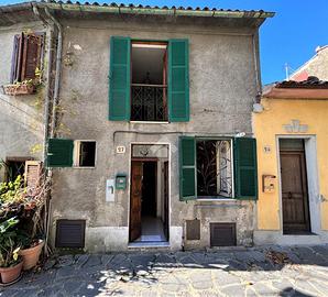 3 LOCALI A LATERA