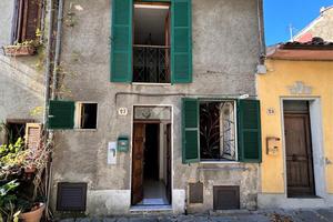 3 LOCALI A LATERA