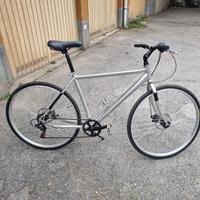 Bicicletta turismo/gravel freni a disco
