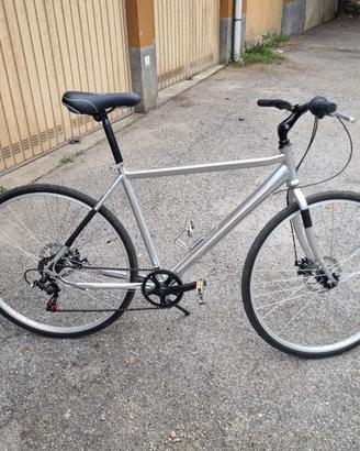 Bicicletta turismo/gravel freni a disco