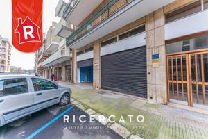 Locale commerciale in zona Mazzini