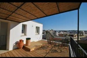 Fabbricato storico e terrazzo