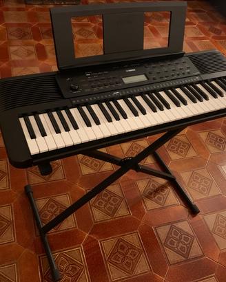 tastiera yamaha E273