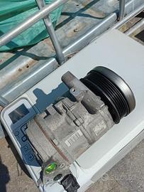 Compressore aria condizionata