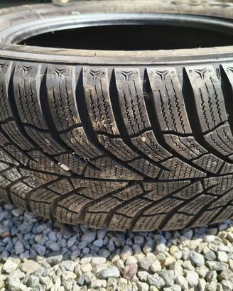 4 Pneumatici 215/60 R17 100V M+S KUMHO WINTER WP52