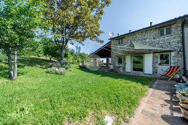 CASA INDIPENDENTE A LESIGNANO DE' BAGNI