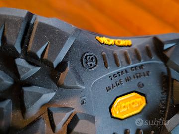 SCARPE ANTINFORTUNISTICHE NUOVE N. 43