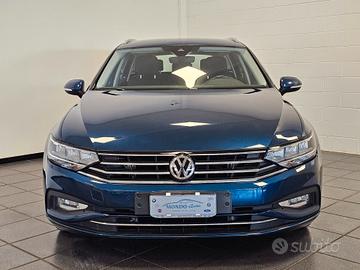 VW PASSAT VARIANT 2.0 Tdi SCR 150cv Executive DSG 