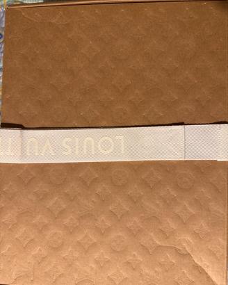 Scarpa nike/louis vitton