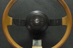 Volante d’epoca per Alfa Romeo Giulietta del 1985