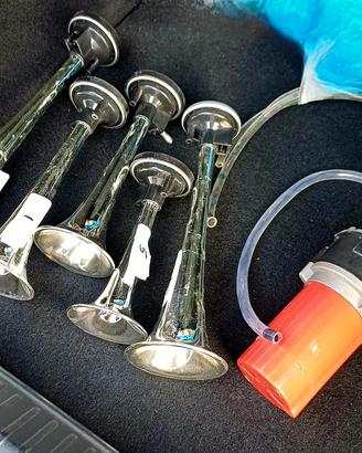 Kit trombe ad aria 5 trombe + Compressore 12v