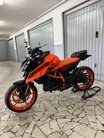 KTM duke 390 2024