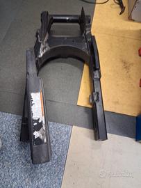 forcellone posteriore  Suzuki v strom