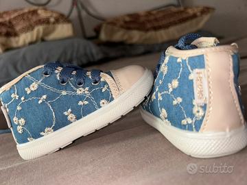 Scarpe bimba