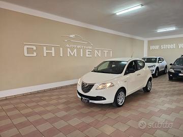 Lancia Ypsilon 0.9 TwinAir 85 CV 5 porte Metano Ec