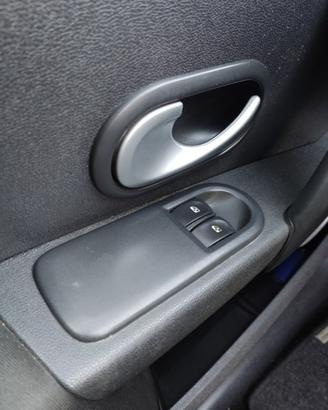 Comando vetri ant sx RENAULT CLIO del 2010