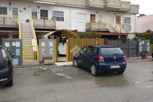 2 LOCALI A MARGHERITA DI SAVOIA