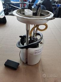 Pompa carb VOLKSWAGEN GOLF 6 1595cc benz 2009