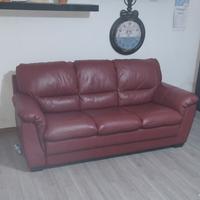 divano in pelle bordeaux 