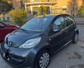 Peugeot 107 , 2006 anno