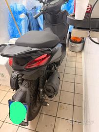 Beverly 400