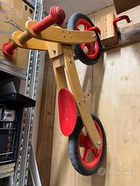 Bici in legno