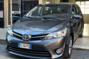 Toyota Verso 1.6 D-4D Style