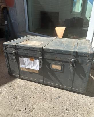 Baule militare da restaurare