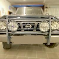 Bullbar Nissan Patrol GR Y60 con fari Hella R 2000