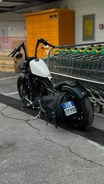 Harley davidson 883 2010