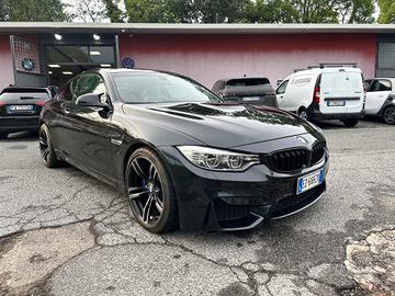 Bmw M4 performance White Cream Garantita Rate Perm