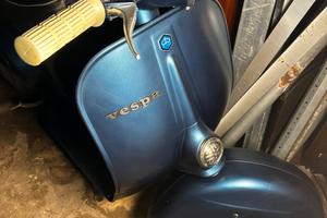 Vespa 50 r 1980