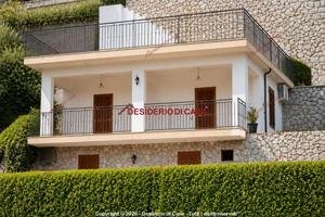 Casa, Taormina.