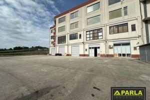 Immobile di 3950 m² a Canicattì