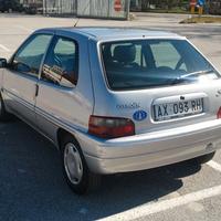 Saxo modello "Exclusive" motore 1.1 Benzina