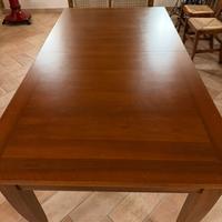 tavolo in legno massello apribile
