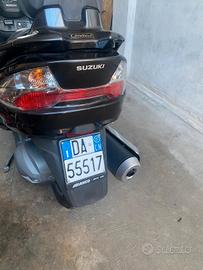 Scooter Suzuki