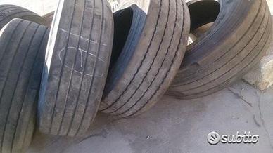 4 gomme autocarro 385 55 22.5 Hankook
